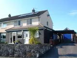 22 Glan Yr Afon