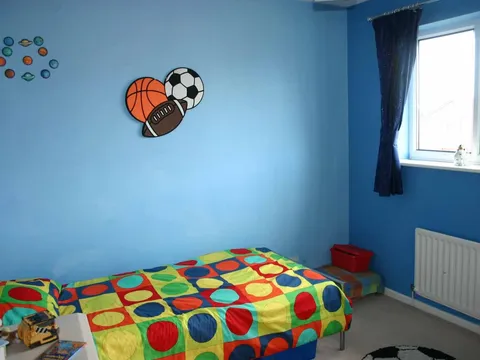 bed2.jpg