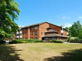 Neal Close, Northwood