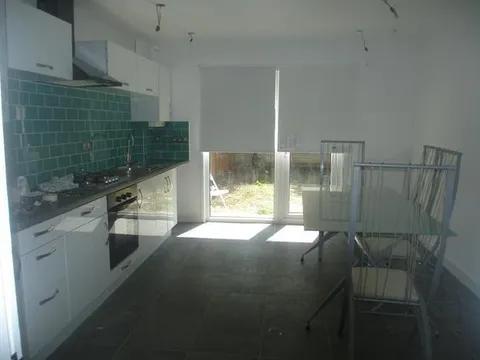 23_Suffolk_Road__Kitchen_1.jpg