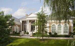 6 bedroom property in St Georges Hill