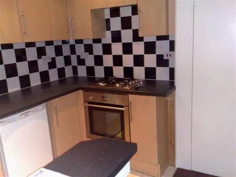 Kitchen_1.jpg