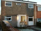 This is a fully refurbished, fully alarmed fully furnished