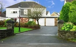 5 bedroom property in Lisvane Road, Lisvane, Cardiff