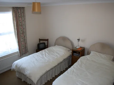 bedroom.jpg