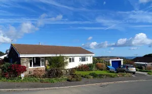 2 bedroom property in Strete