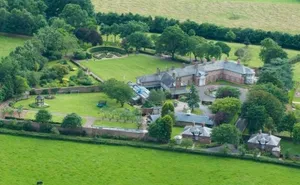 6 bedroom property in Hammer Hill House, Romsley, Bridgnorth, Shropshire, WV15 6HW