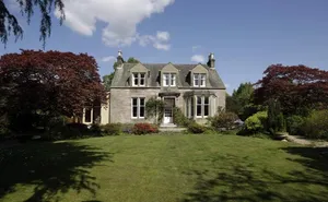 4 bedroom property in Longstowe,5 Lower Sutherland Crescent, Helensburgh, Dunbartonshire G84 9PG