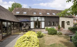 3 bedroom property in Station Road, Offenham, Evesham, Worcestershire, WR11