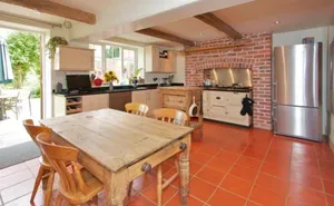 5 bedroom property in Hereford Road, Shrewsbury, Shropshire