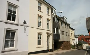 4 bedroom property in Kingsbridge Town