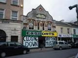 Prime Town Centre Retail Unit with Excellent Road Frontage, close to all amenities & Car Parks