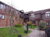 Fromow Gardens Lightwater