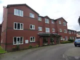 Alma Road, Sale