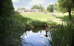 6 bedroom property in Nantyderry
