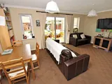 SELECT DEVELOPMENT, CLOSE TO THE TOWN CENTRE