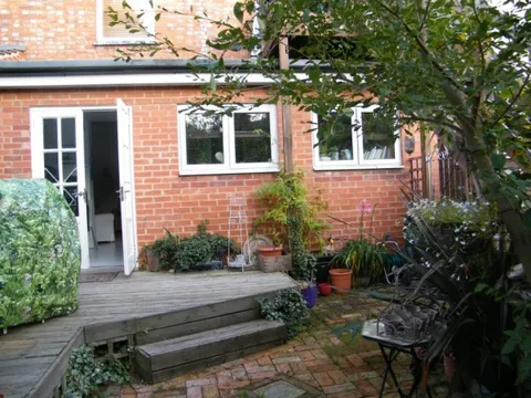 Exterior_002.jpg