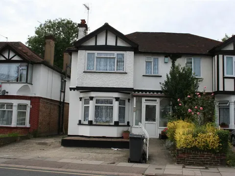 manor_park_crescent_14_004__Large_.jpg