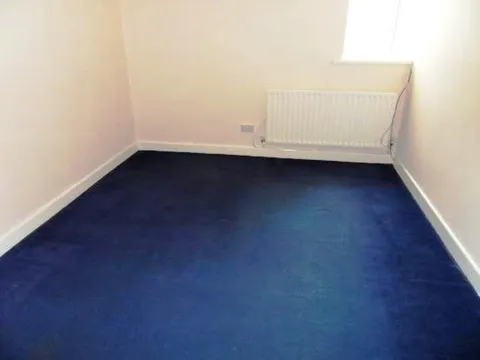 Bedroom_3.jpg