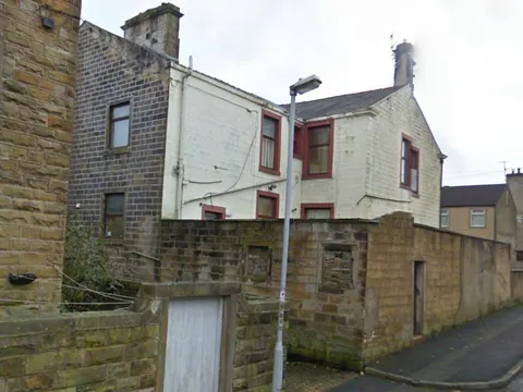 Rear_-_Side_of_Building.jpg