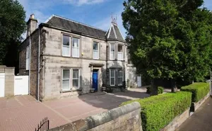 5 bedroom property in 2 Tipperlinn Road, Edinburgh, Midlothian