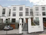 Queensmere Road, London, SW19