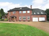 Crossfield Place, Weybridge, Surrey, KT13