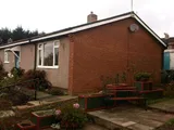 3 bed bungalow to let unfurnished close to city centre, schools, M1