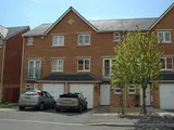 Clos Tyniad Glo, Barry, CF63
