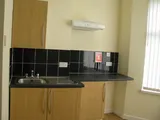 Studio-flat 6, Whitburn Road, Hyde Park, Doncaster
