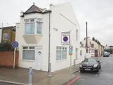 Lower Mortlake Road