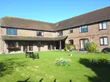 OLD CLANFIELD   * FARMLAND VIEWS *