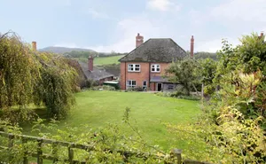 4 bedroom property in Park Road, Tisbury, Salisbury
