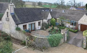 3 bedroom property in Elkstone, Cheltenham, Gloucestershire, GL53