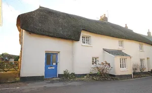 3 bedroom property in Thurlestone