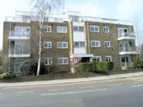 WIMBLEDON - SECURE 2 BEDROOM, 2 BATHROOM BALCONY FLAT WITH GARAGE CLOSE TO TOWN CENTRE AND STATION