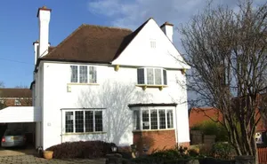 4 bedroom property in Croft Road, Evesham, Worcestershire, WR11