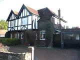 Elmcroft Drive, Chessington KT9