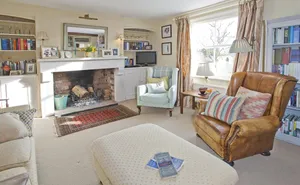 5 bedroom property in Bottlesford, Pewsey, Wiltshire, SN9