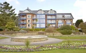 2 bedroom property in Kings Parade, Aldwick, Bognor Regis, West Sussex