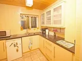 Harewood Grove, Heckmondwike