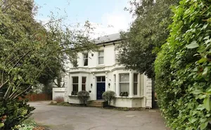 6 bedroom property in Christchurch Road, Cheltenham, Gloucestershire, GL50