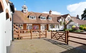 5 bedroom property in Totteridge Common, Totteridge