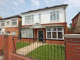 Gloucester Road, Hampton TW12