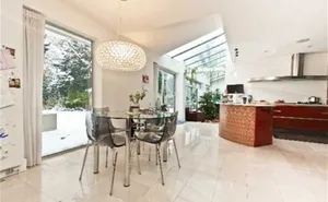 7 bedroom property in Barnet Road, Arkley