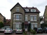 Warwick Rd - Ealing Broadway
