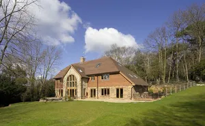 6 bedroom property in Comp Lane, Platt, Sevenoaks, Kent TN15 8NR