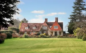 8 bedroom property in Titlarks Hill, Sunningdale, Berkshire, SL5
