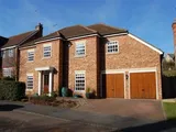 De Pirenore, Hazlemere, High Wycombe