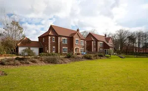 6 bedroom property in Mundesley
